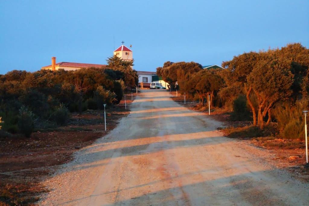 Villa Cerro Moreno Ossa de Montiel Exterior photo